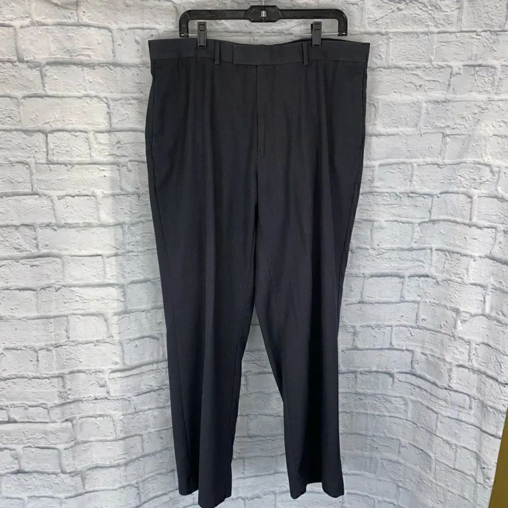 Perry Ellis portfolio flat front dress pants men size 38/32